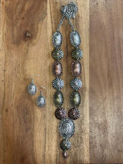 Multi-Color Metal Women’s Western Necklace