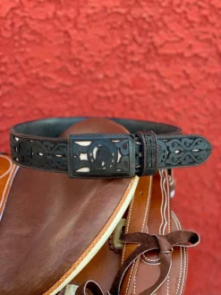 Men's Cinto Lazer - Herradura Negra En Color Cafe Con Beige