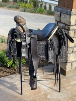 Montura Charra Cuadrada Con Cantina