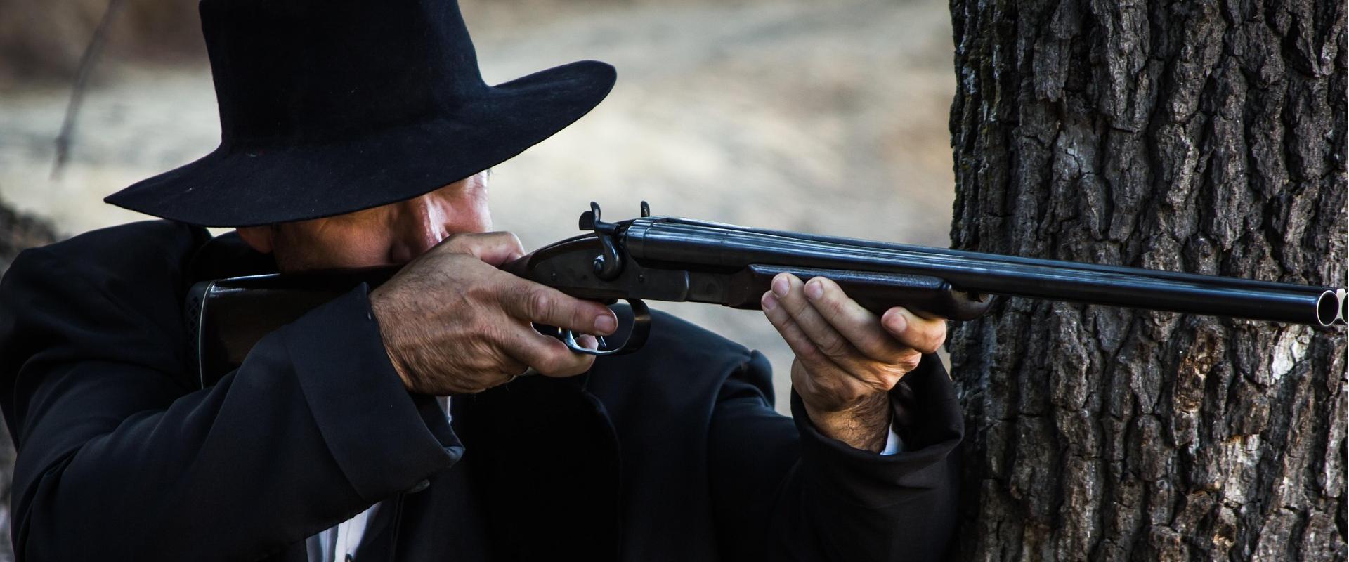 Rodeo Western Sales -Rodeo Western Sales man 6254007 1920